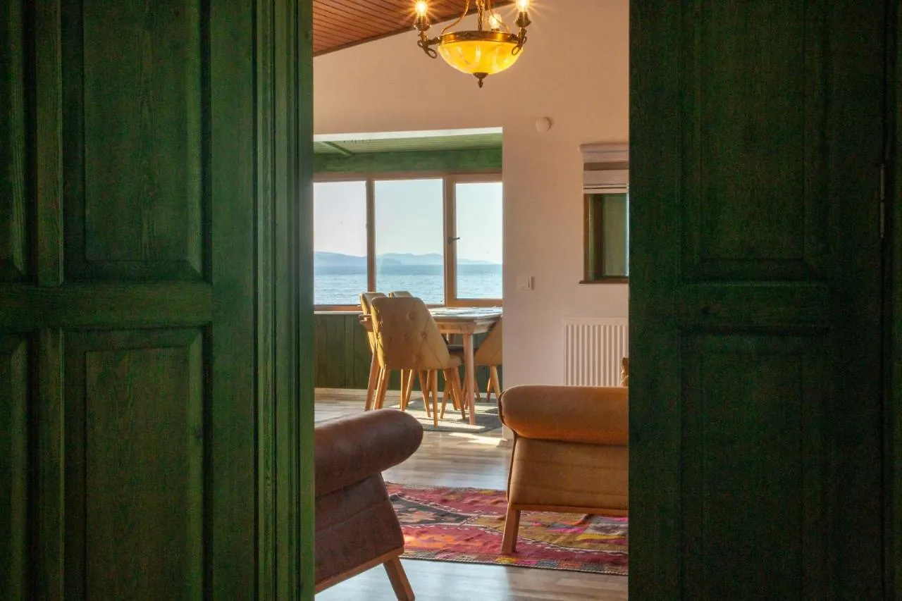 Flat W Fireplace Terrace 3 Min To Beach In Urla İzmir 0*,  Turquie