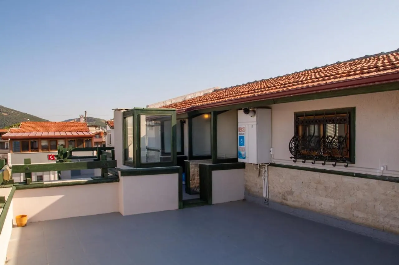 Flat W Fireplace Terrace 3 Min To Beach In Urla İzmir