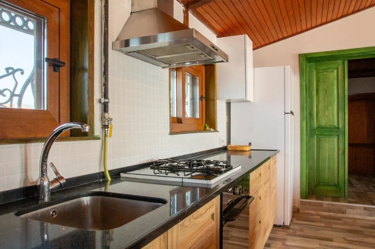 Flat W Fireplace Terrace 3 Min To Beach In Urla İzmir 0*,  Turquie